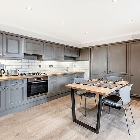 Stylish 2 Bedroom Flat In Knightsbridge Londra Dış mekan fotoğraf